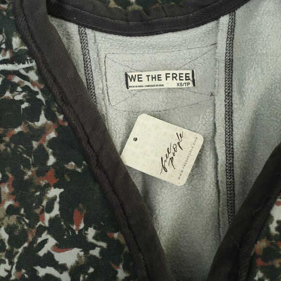 Free People We The Free Aiden Cardigan Jacket Sweatshirt Top Floral XS  283634 - Picture 9 of 9